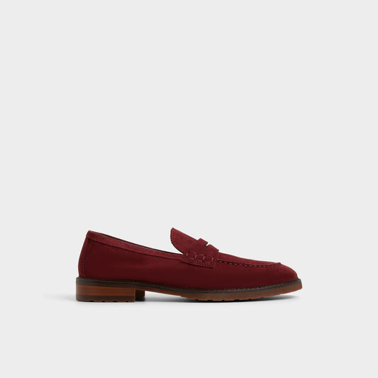 Melvillee in Medium Red - Loafer - Medium red