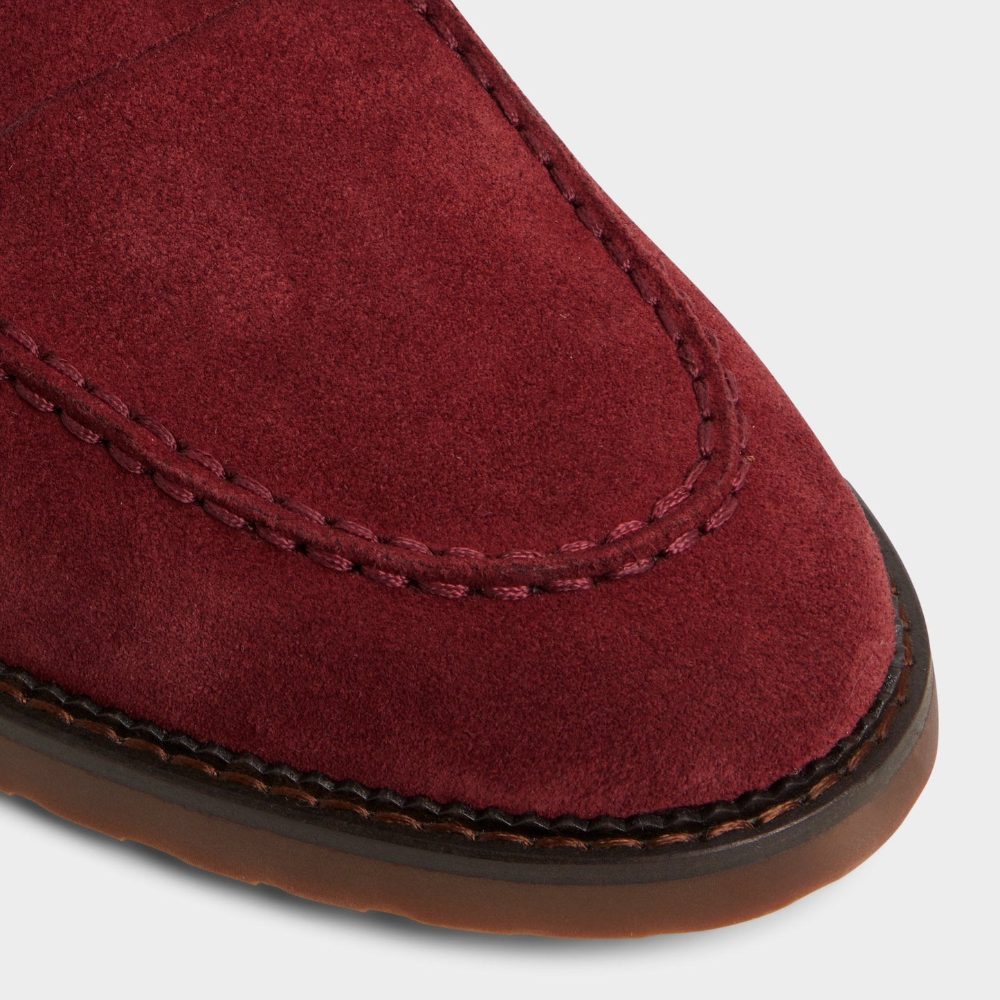 Melvillee in Medium Red - Loafer - Medium red