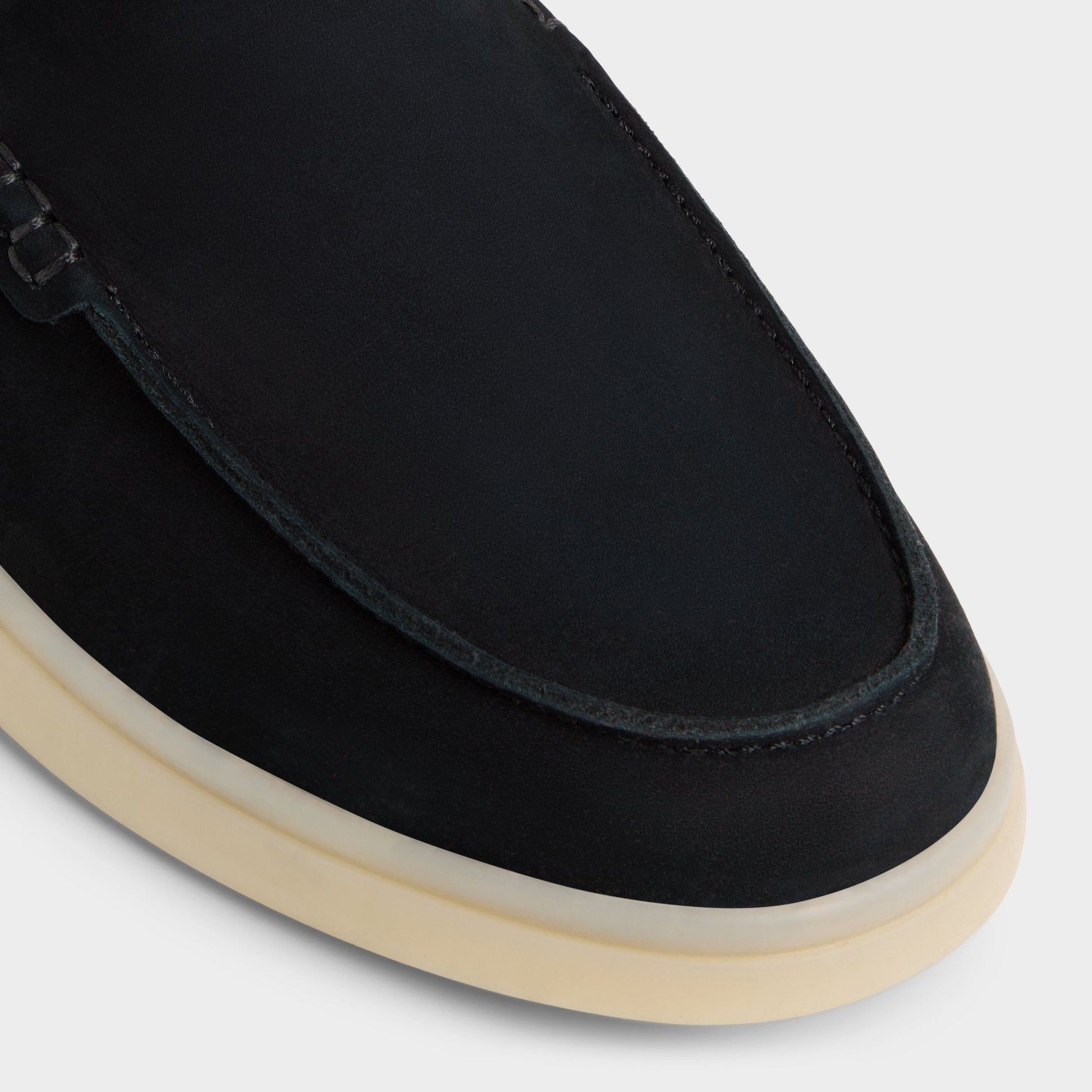 Shaynn in Black - Loafer - Black