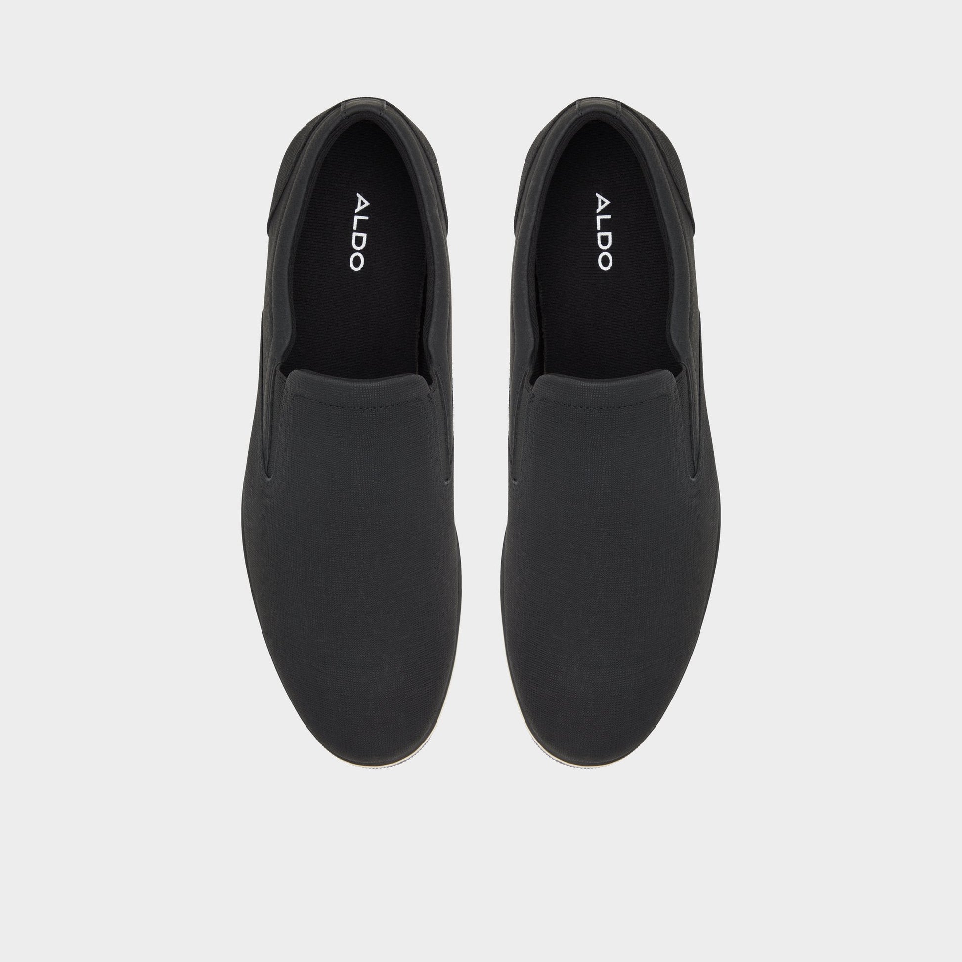 Braunbock in Black - Loafer - Black