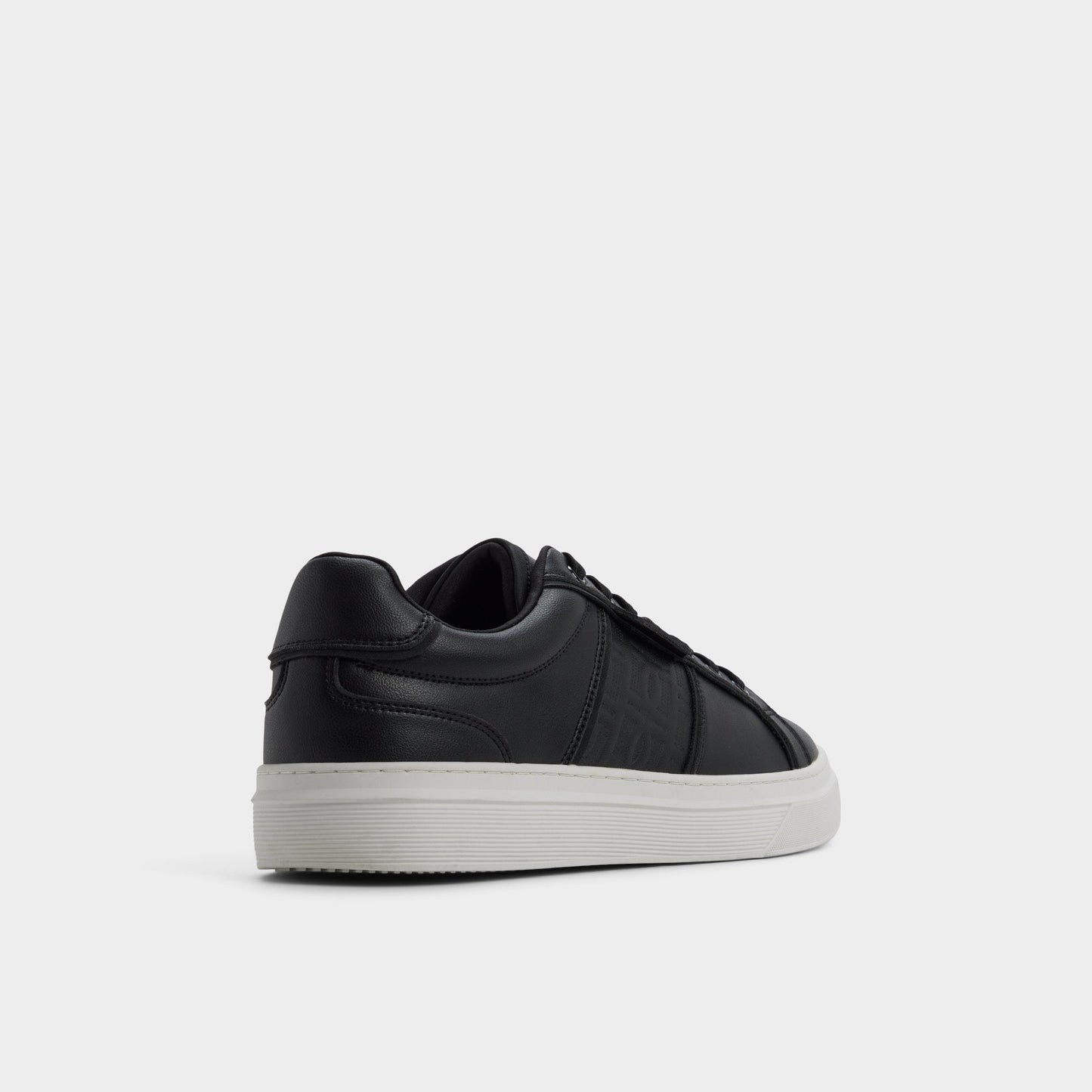 Courtline in Black Black 14253819 - Low top sneaker, Cup sole - Black/black