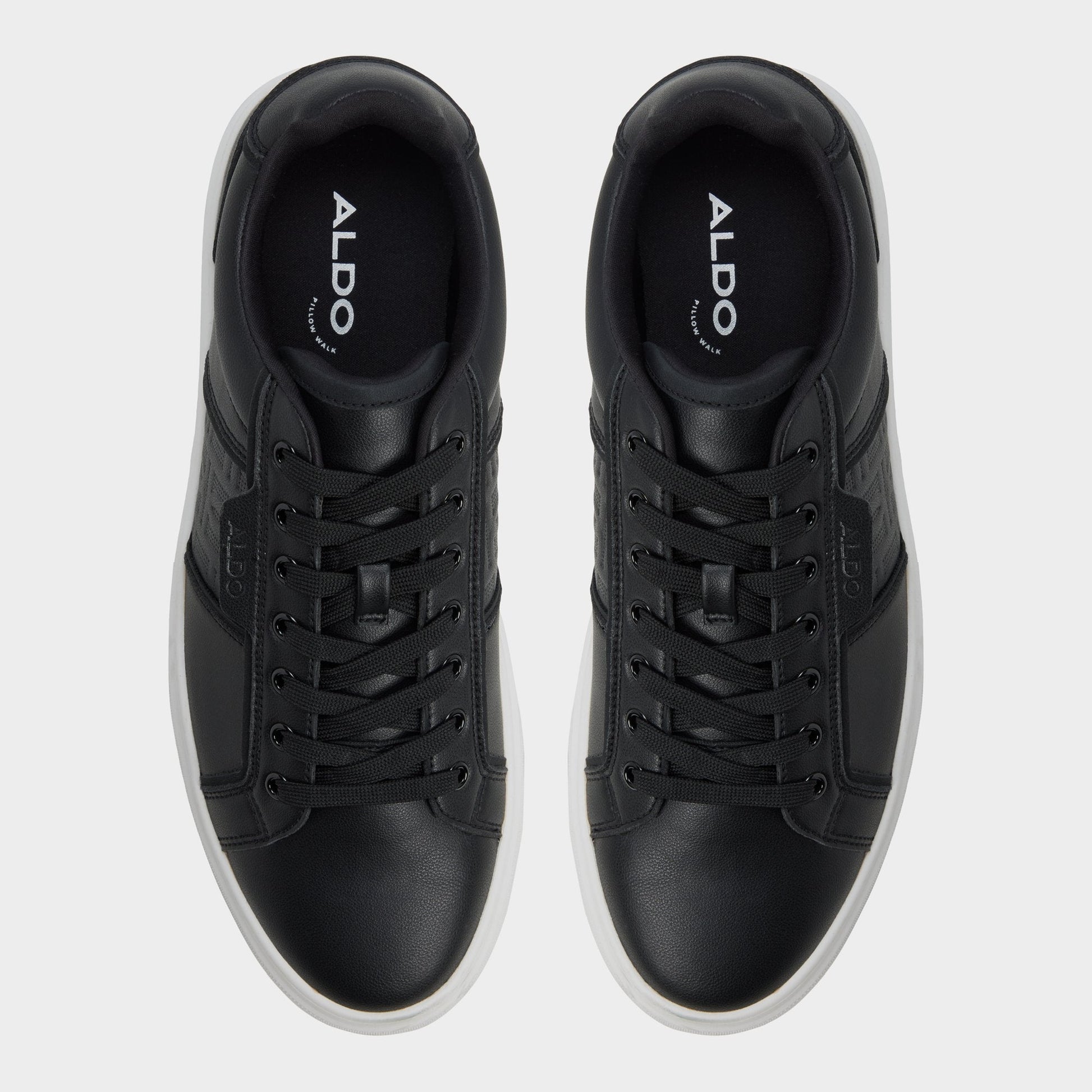 Courtline in Black Black 14253819 - Low top sneaker, Cup sole - Black/black