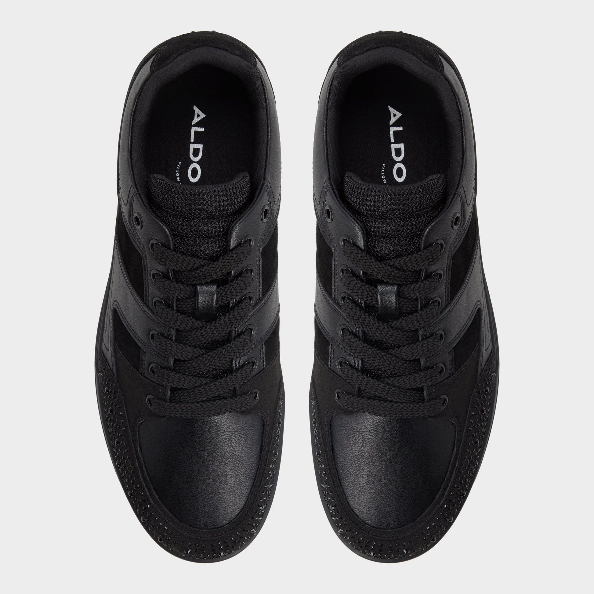 Kian in Black 14154133 - Low top sneaker, Cup sole - Black