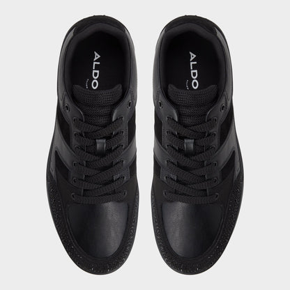 Kian in Black 14154133 - Low top sneaker, Cup sole - Black