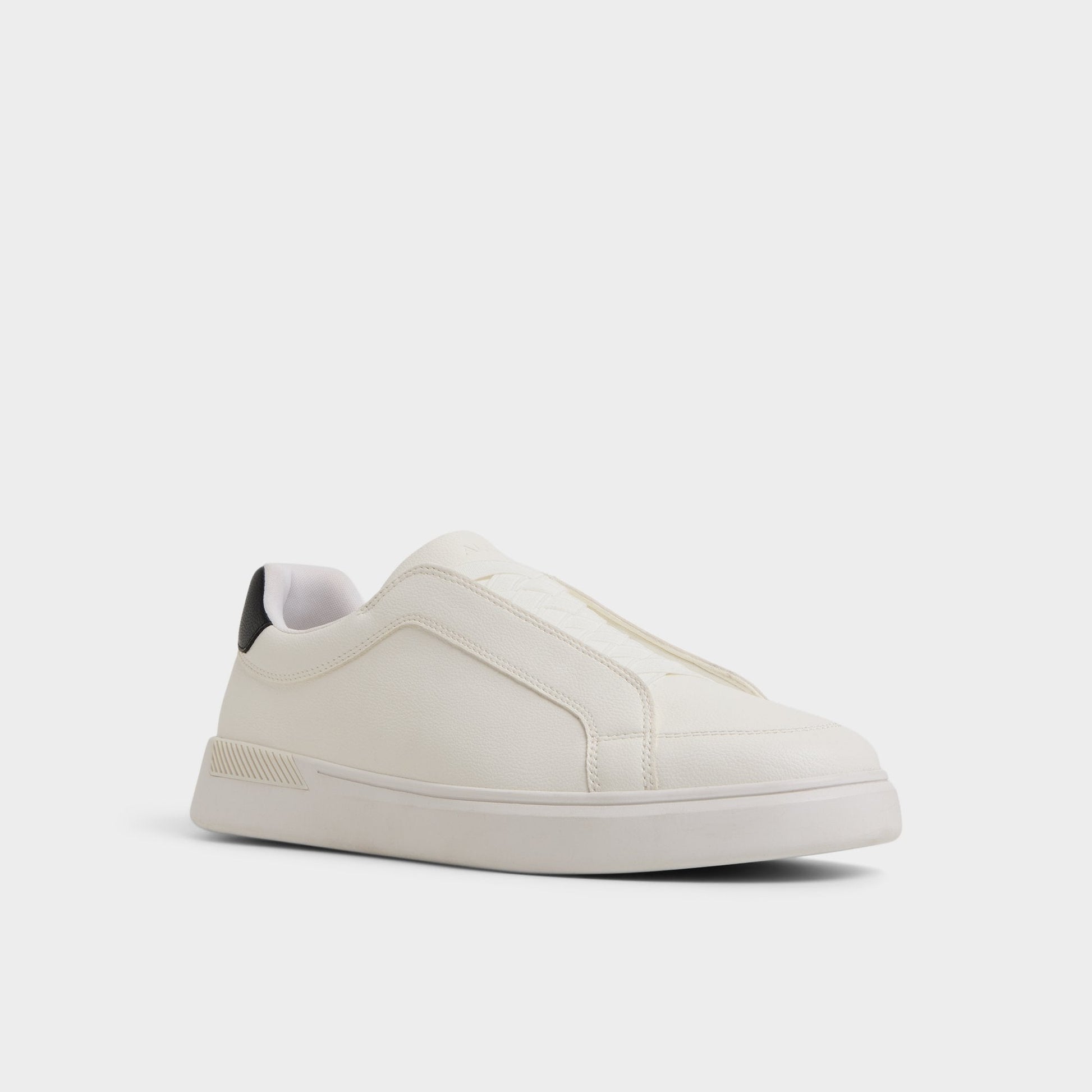 Jona in White 14051270 - Slip-on sneaker, Cup sole - White