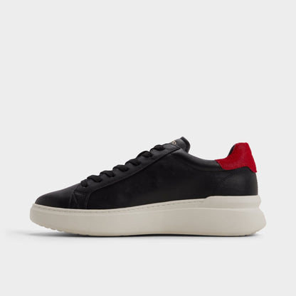 Rohan in Black - Low top sneaker - Black