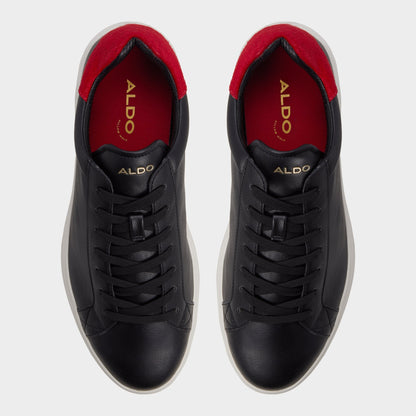 Rohan in Black - Low top sneaker - Black