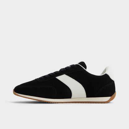 Nathaniell in Black - Low top sneaker, Cup sole - Black