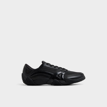 Drive in Black - Low top sneaker - Black