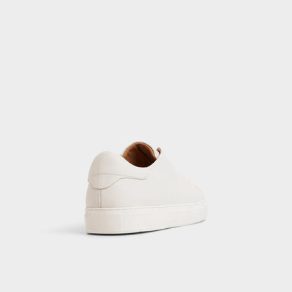 Fonzo in White - Low top sneaker - White