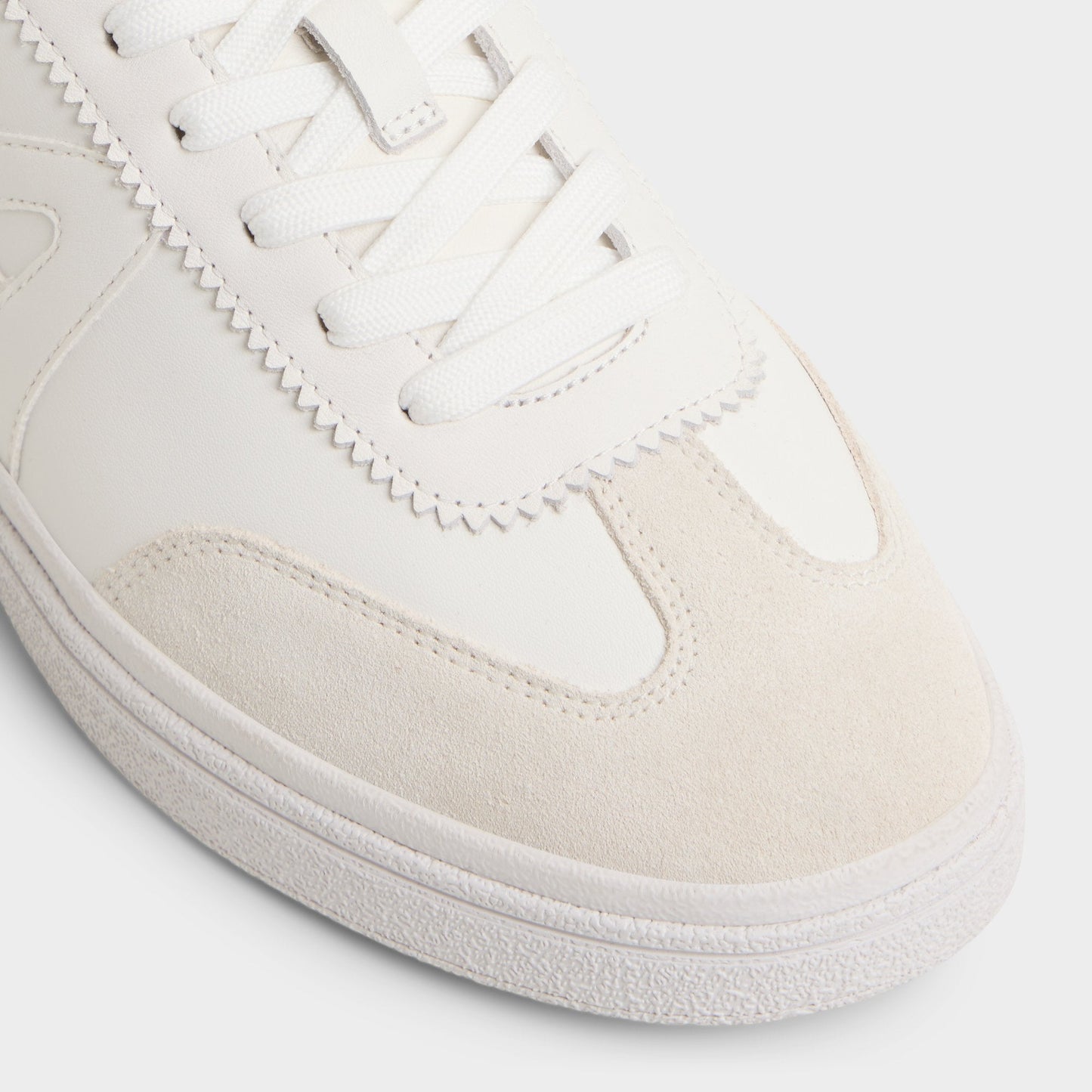 Clubtrainer in White 14112554 - Low top sneaker, Cup sole - White