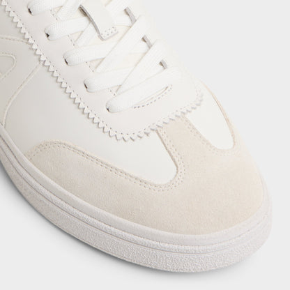 Clubtrainer in White 14112554 - Low top sneaker, Cup sole - White