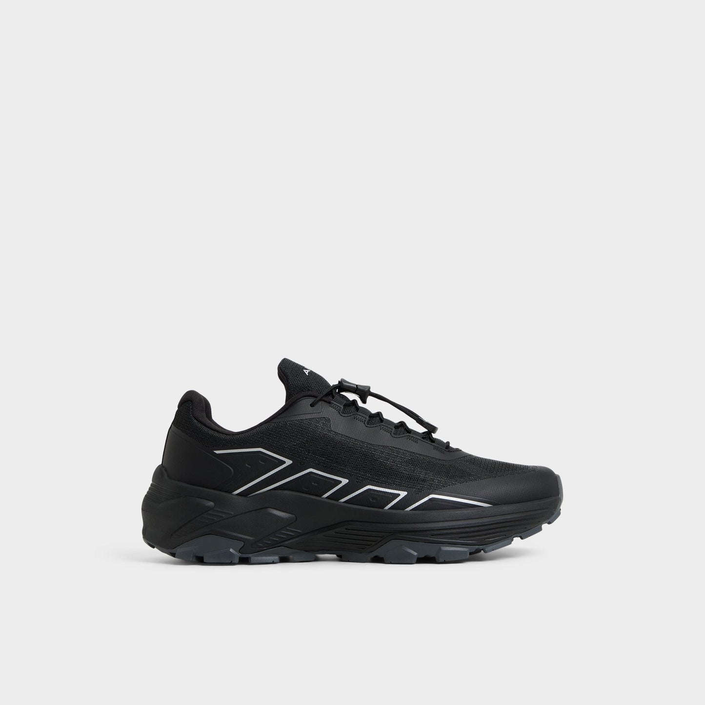 Franki in Other Black - Low top sneaker - Other black