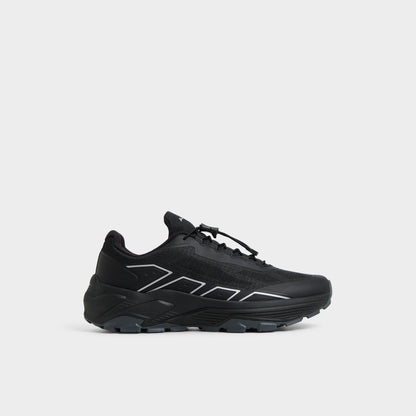 Franki in Other Black - Low top sneaker - Other black