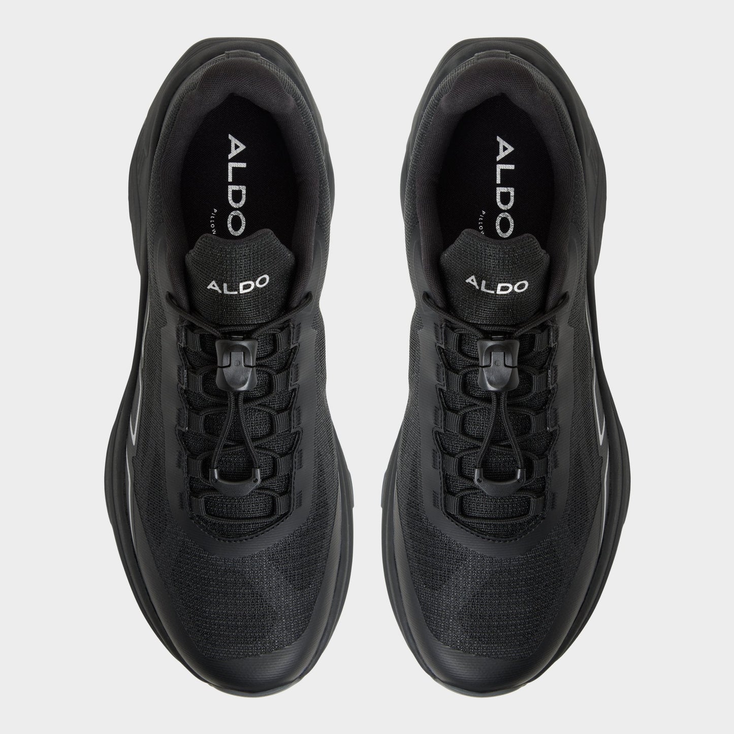Franki in Other Black - Low top sneaker - Other black