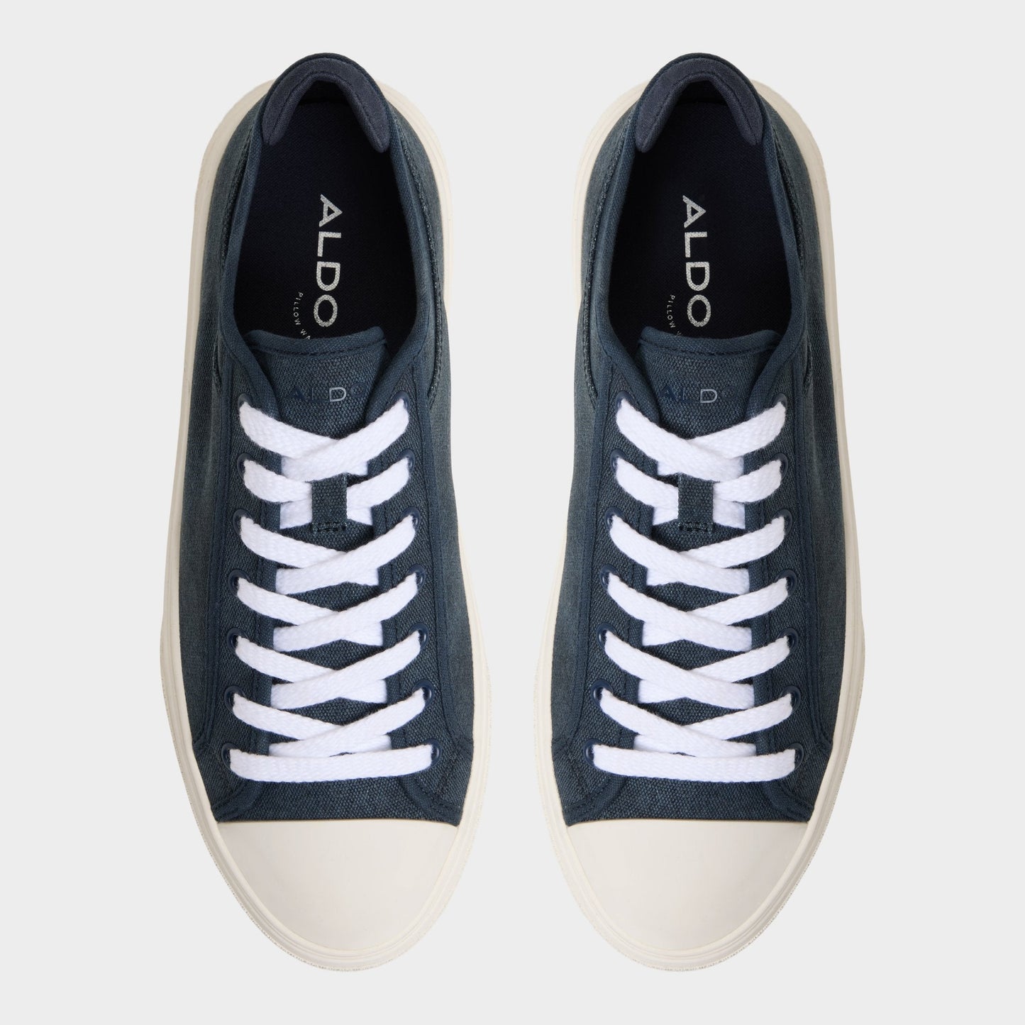 Colin in Navy - Low top sneaker, Cup sole - Navy