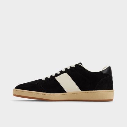 Roscoe in Black 14161308 - Low top sneaker, Cup sole - Black