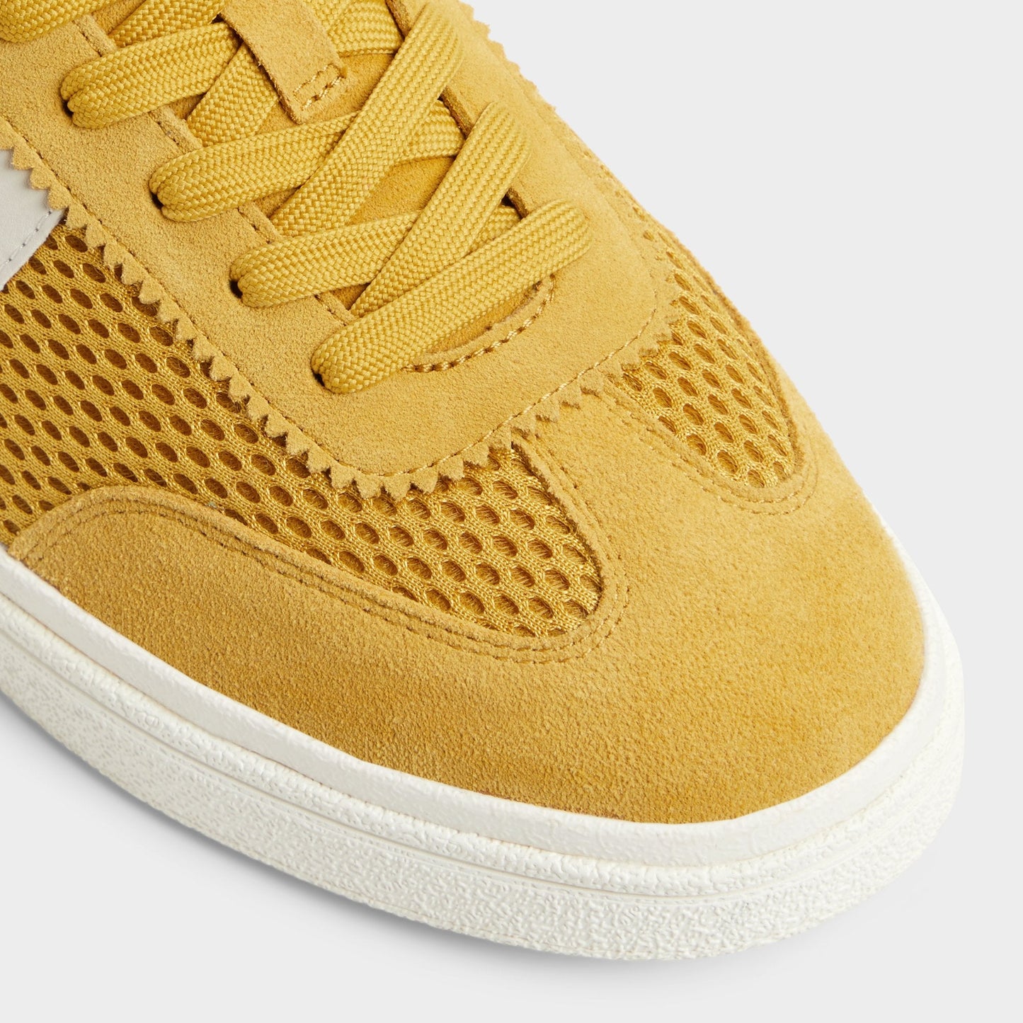 Clubtrainer Medium Yellow Men's Low top - Low top sneaker, Cup sole - Medium Yellow