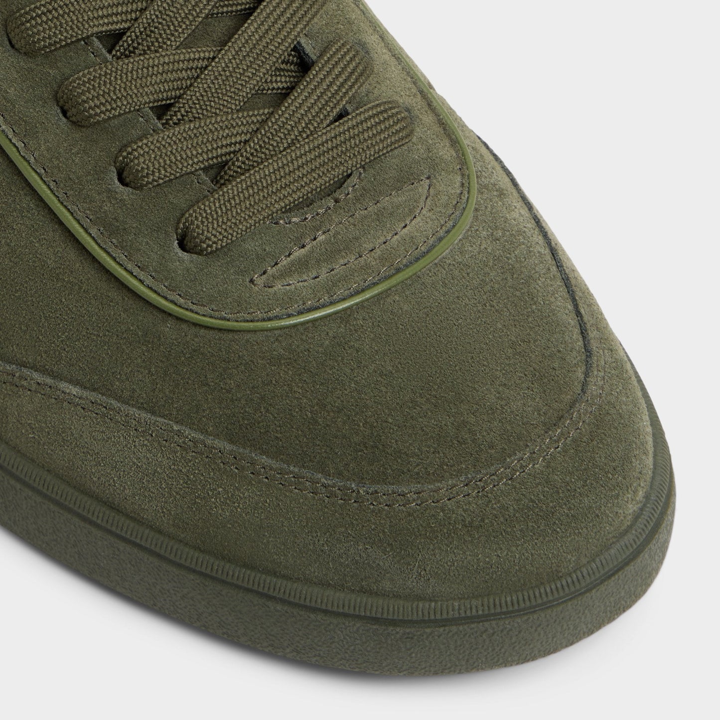 Cypress in Olive - Low top sneaker - Olive