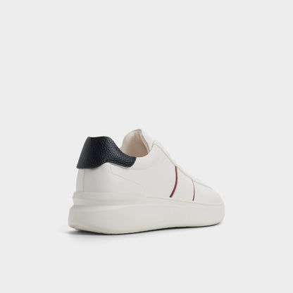 Paxon in White - Low top sneaker - White