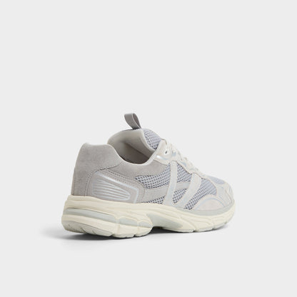 Blade in Grey - Low top sneaker, Jogger sole - Grey