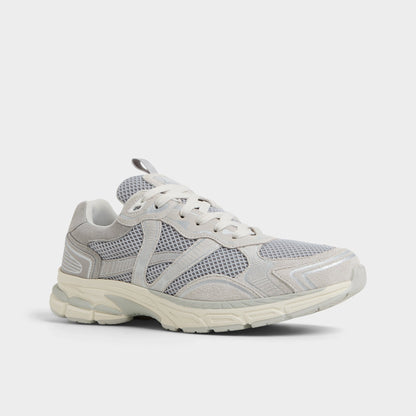 Blade in Grey - Low top sneaker, Jogger sole - Grey