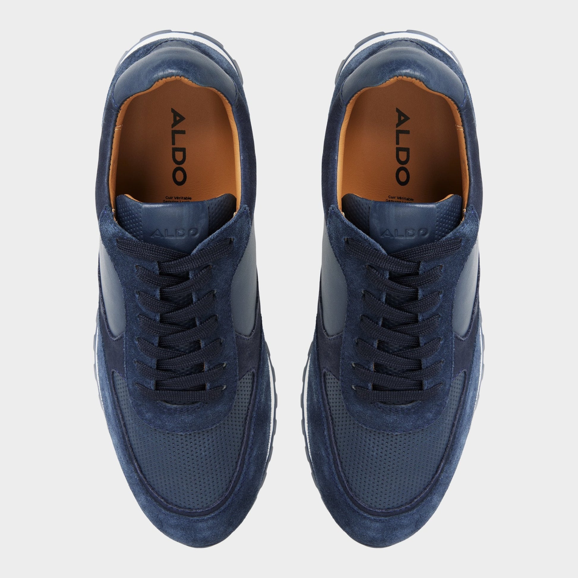 Gordo in Navy - Low top sneaker - Navy