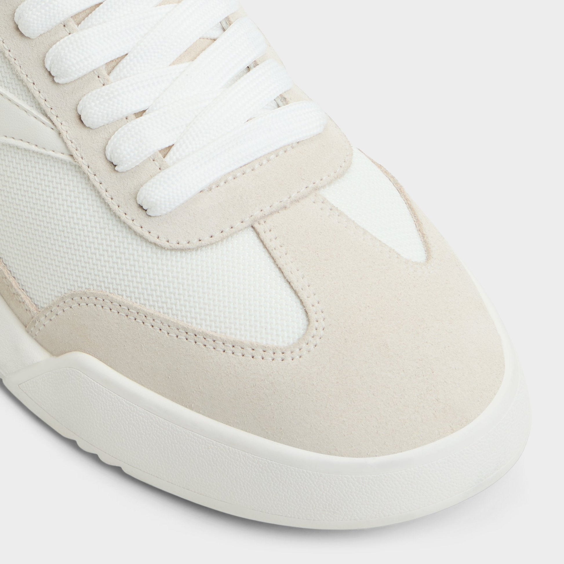 Clubmtl White Men's Low top - Low top sneaker - White