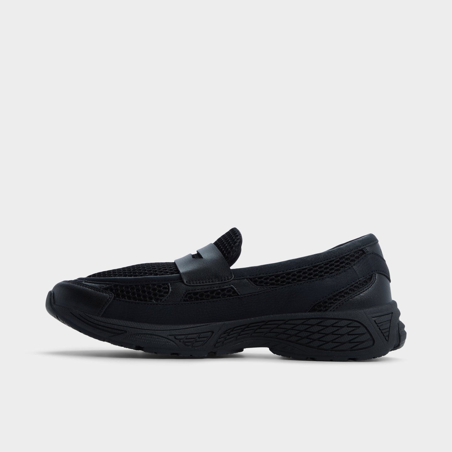 Loafersnkr in Black - Slip-on sneaker, Jogger sole - Black