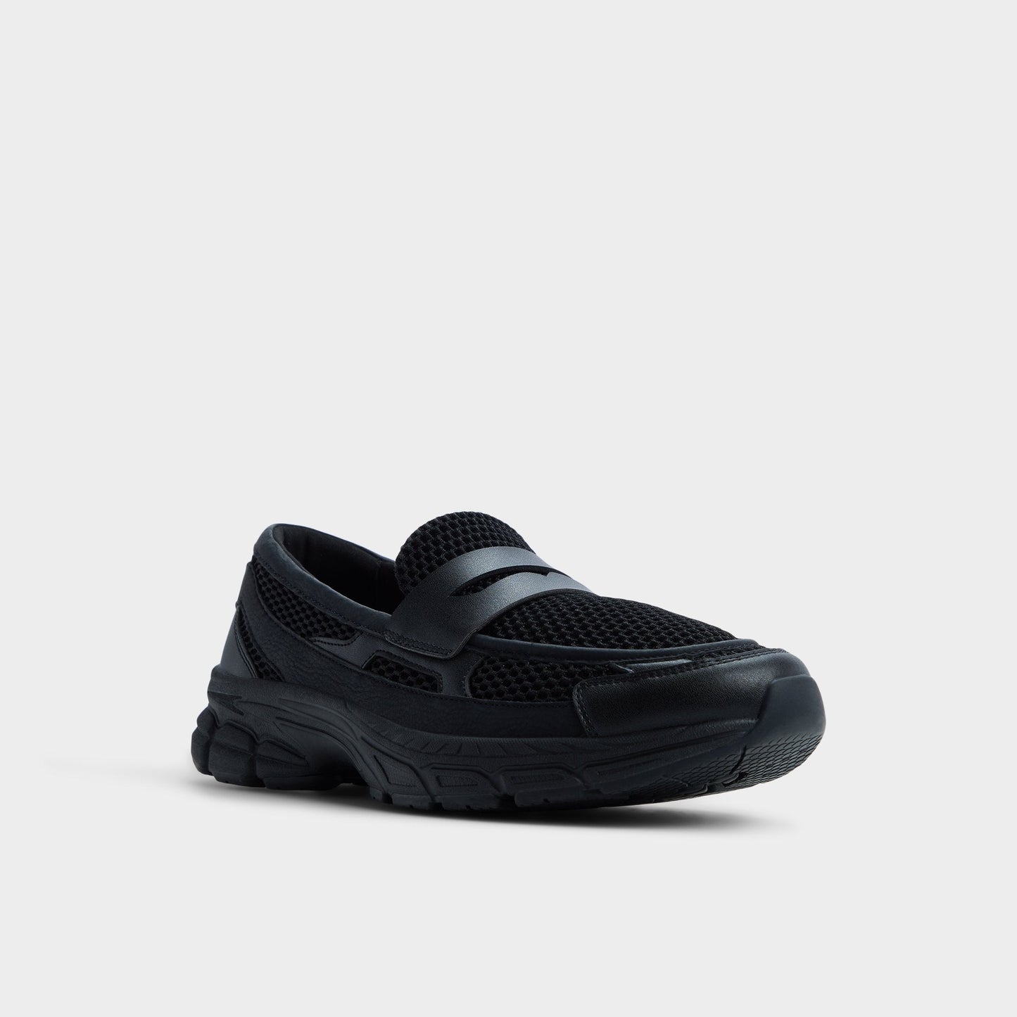 Loafersnkr in Black - Slip-on sneaker, Jogger sole - Black