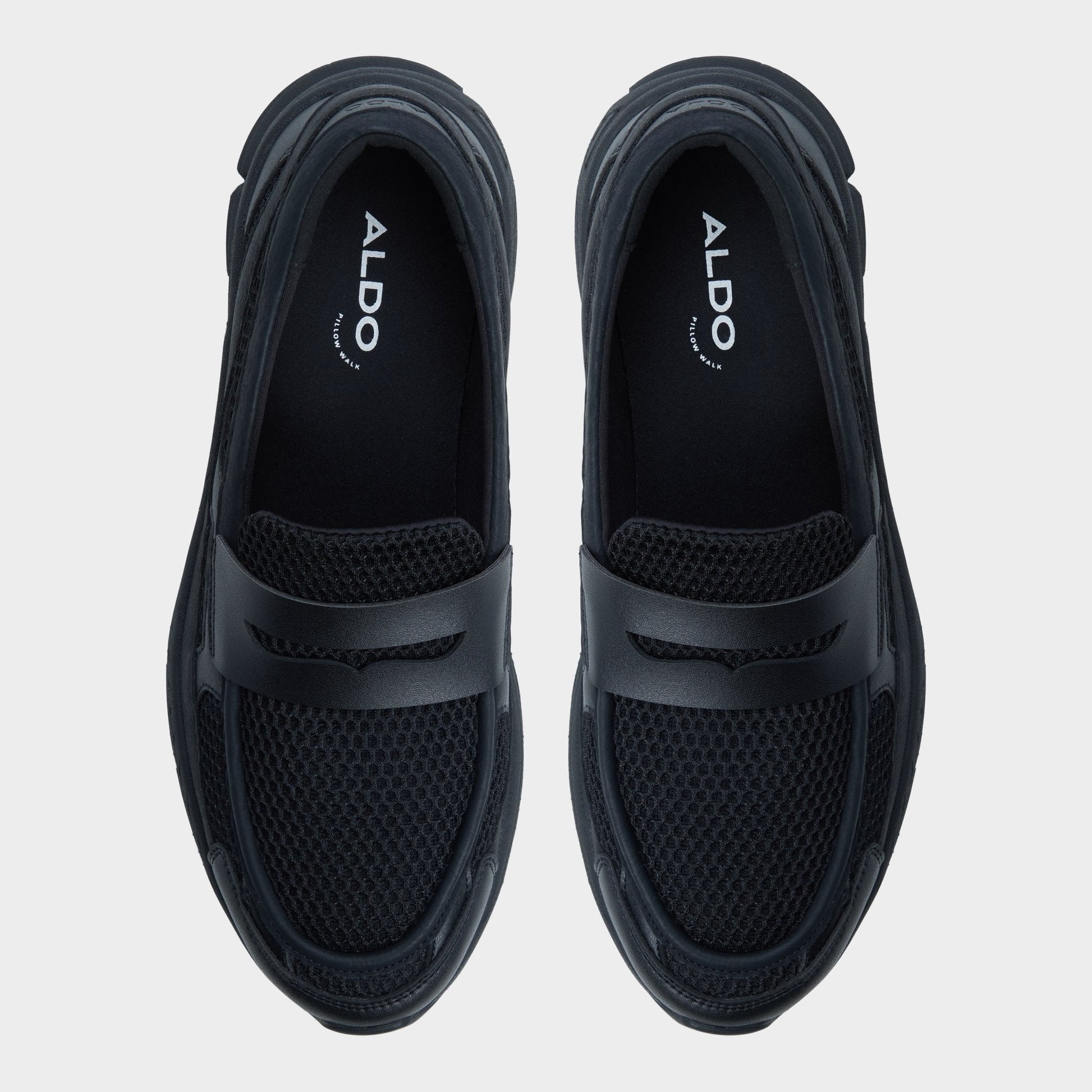 Loafersnkr in Black - Slip-on sneaker, Jogger sole - Black