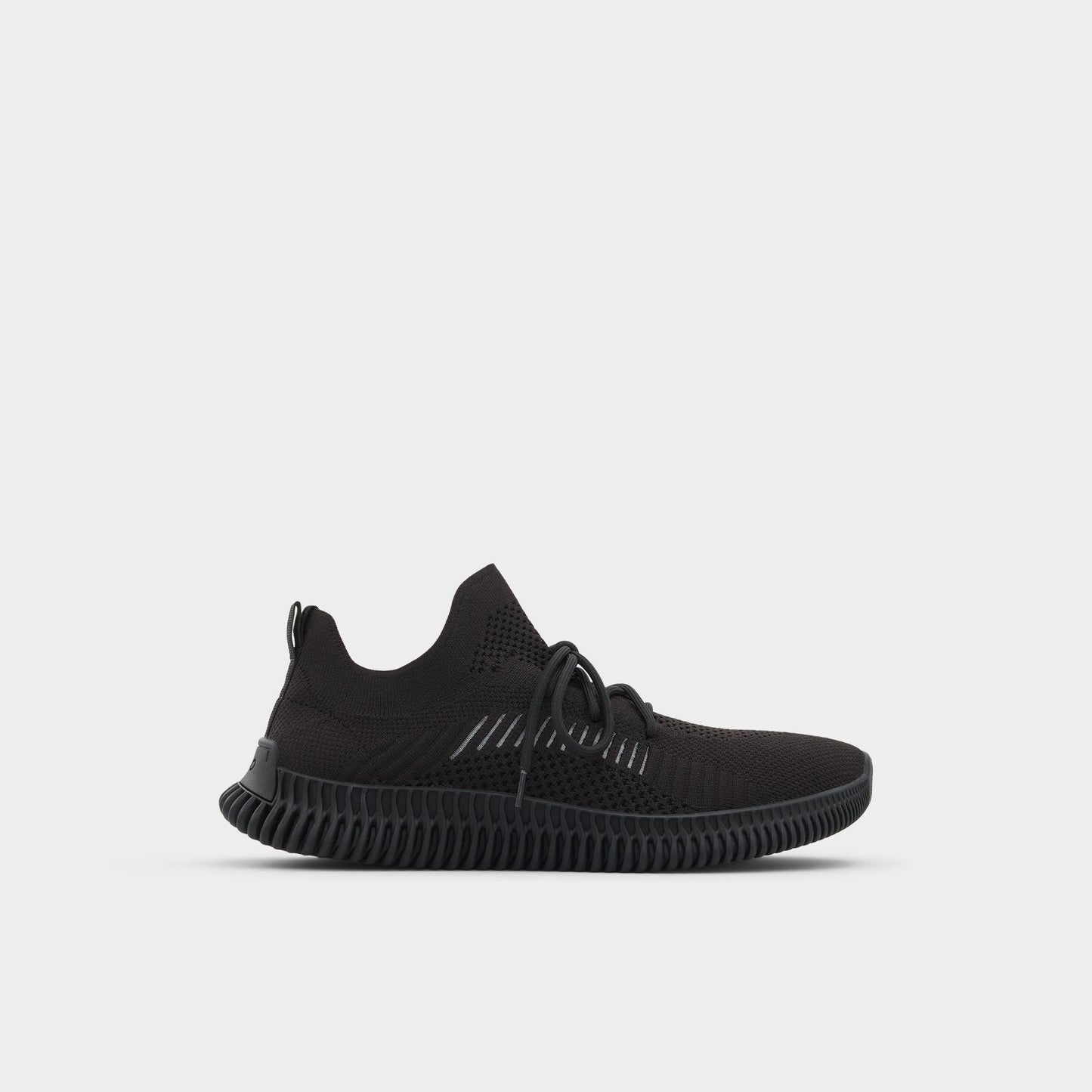 Gilgai Black Men's Athletic sneakers - Jogger sneaker, Jogger sole - Black