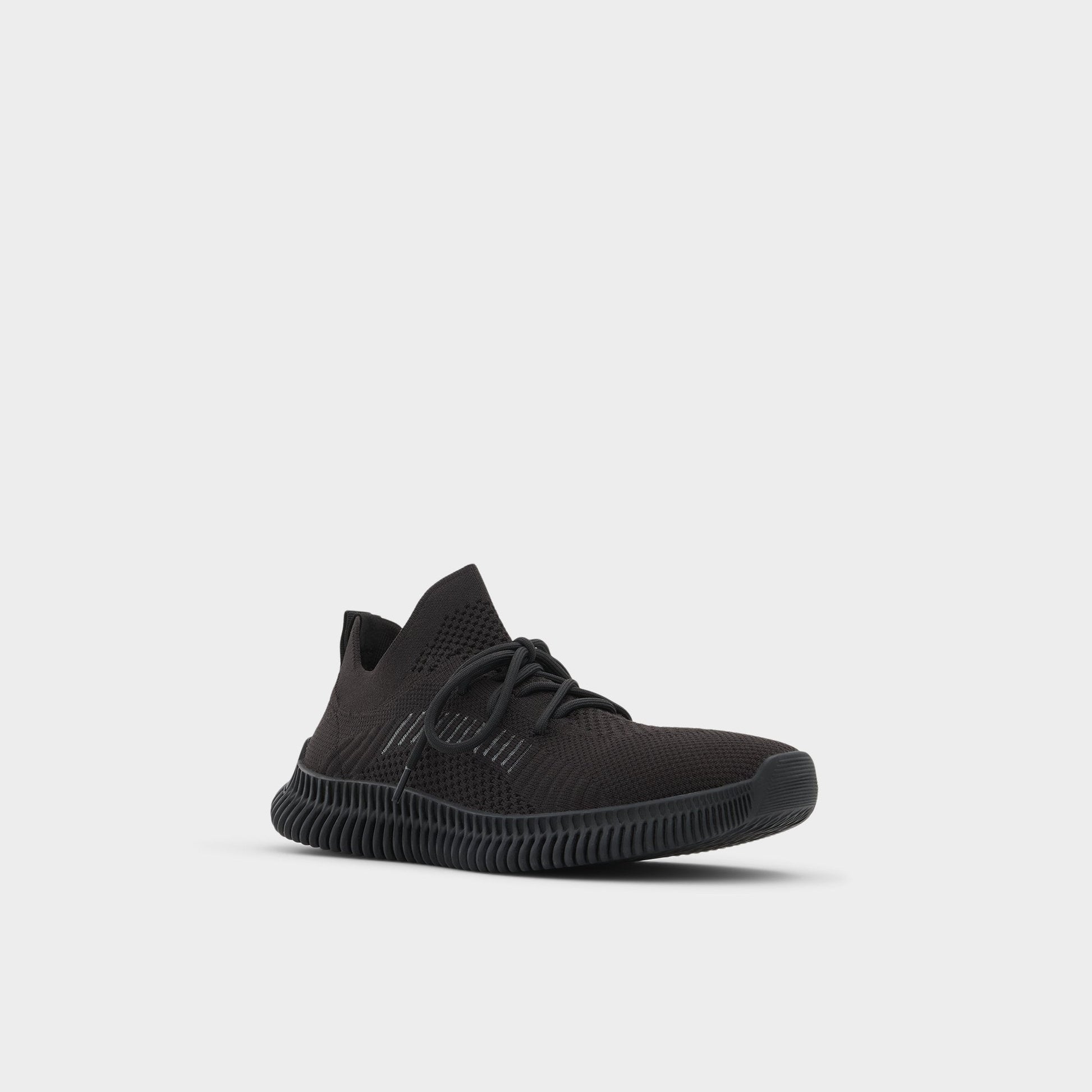Gilgai Black Men's Athletic sneakers - Jogger sneaker, Jogger sole - Black