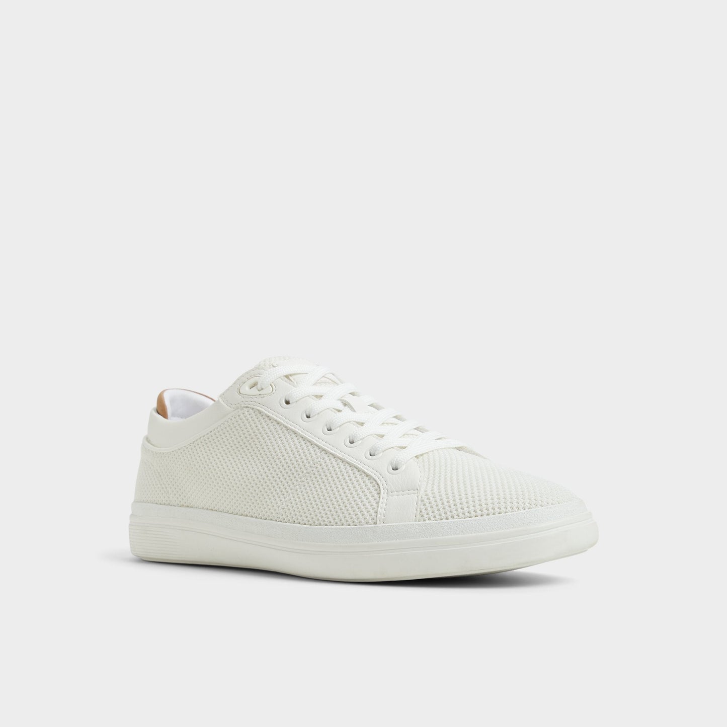 Finespec White Men's Low top - Low top sneaker - White