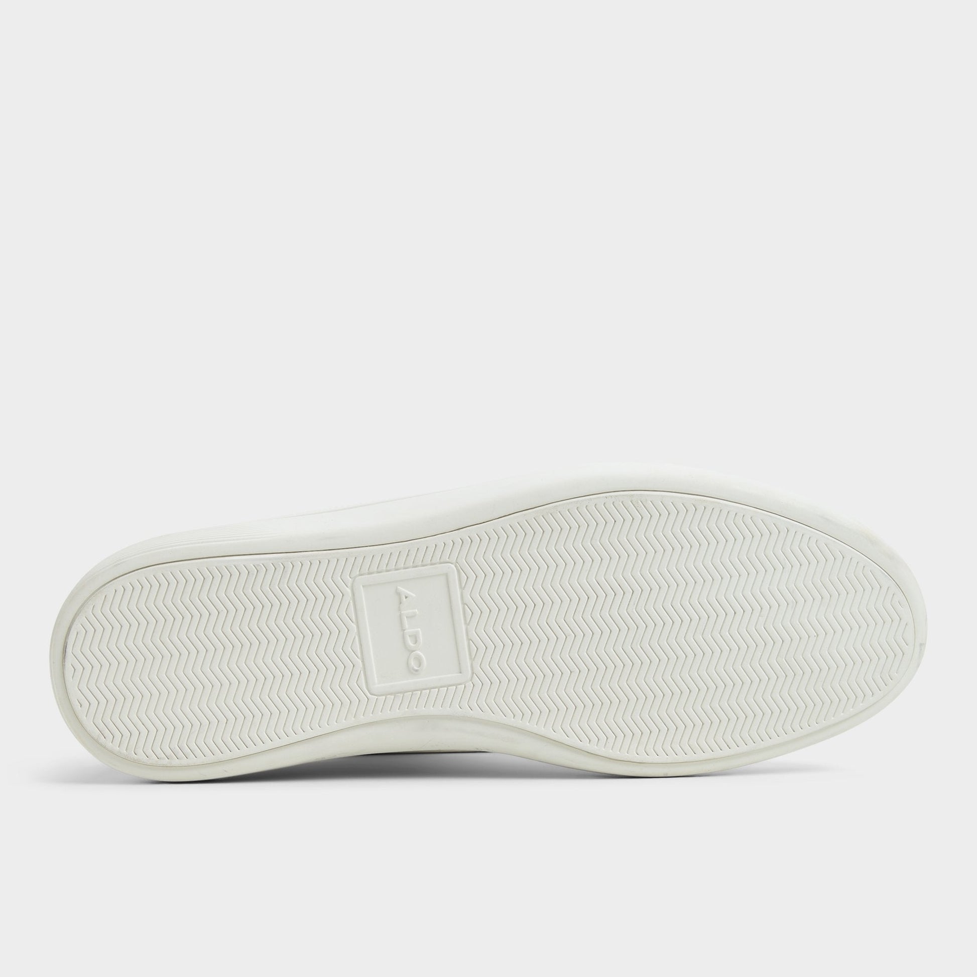 Finespec White Men's Low top - Low top sneaker - White