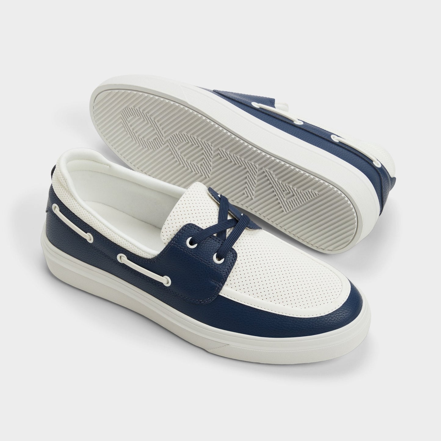 Wildwave White/Navy Men's Casual Shoes - Boat shoe - White/Navy