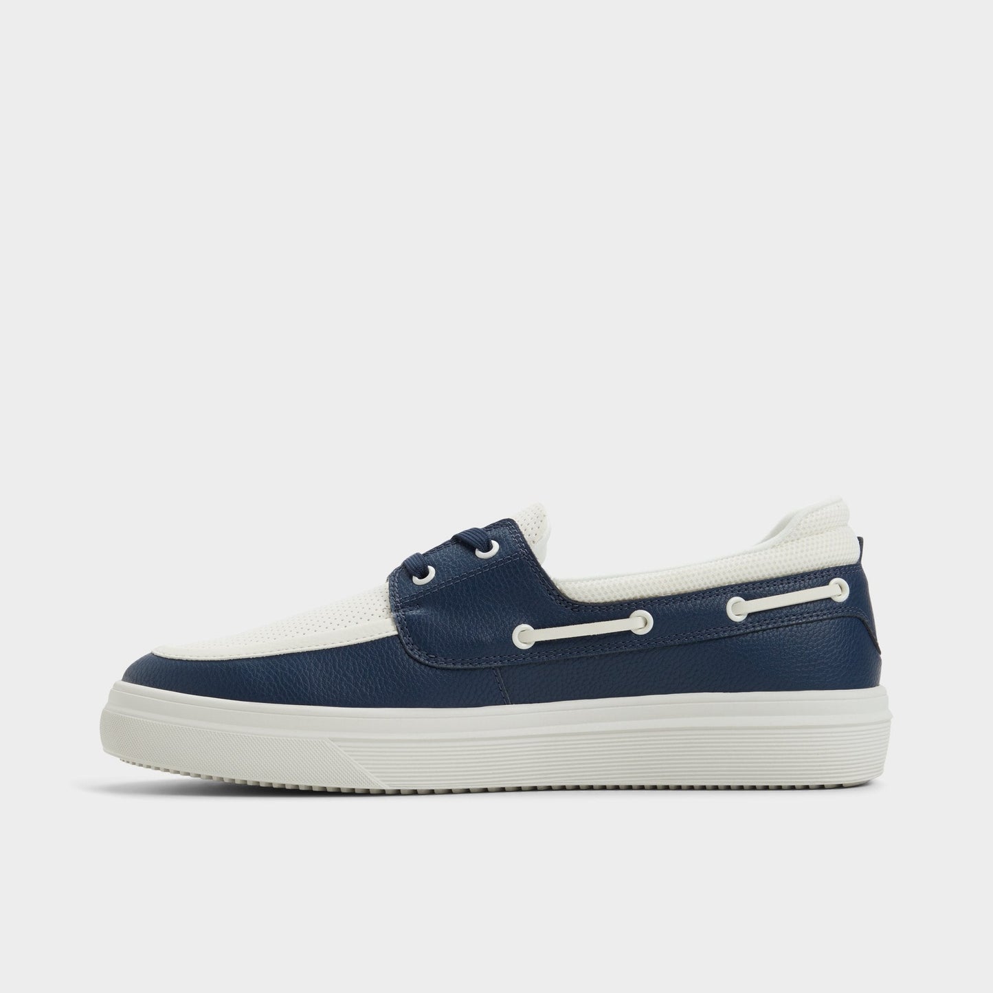 Wildwave White/Navy Men's Casual Shoes - Boat shoe - White/Navy