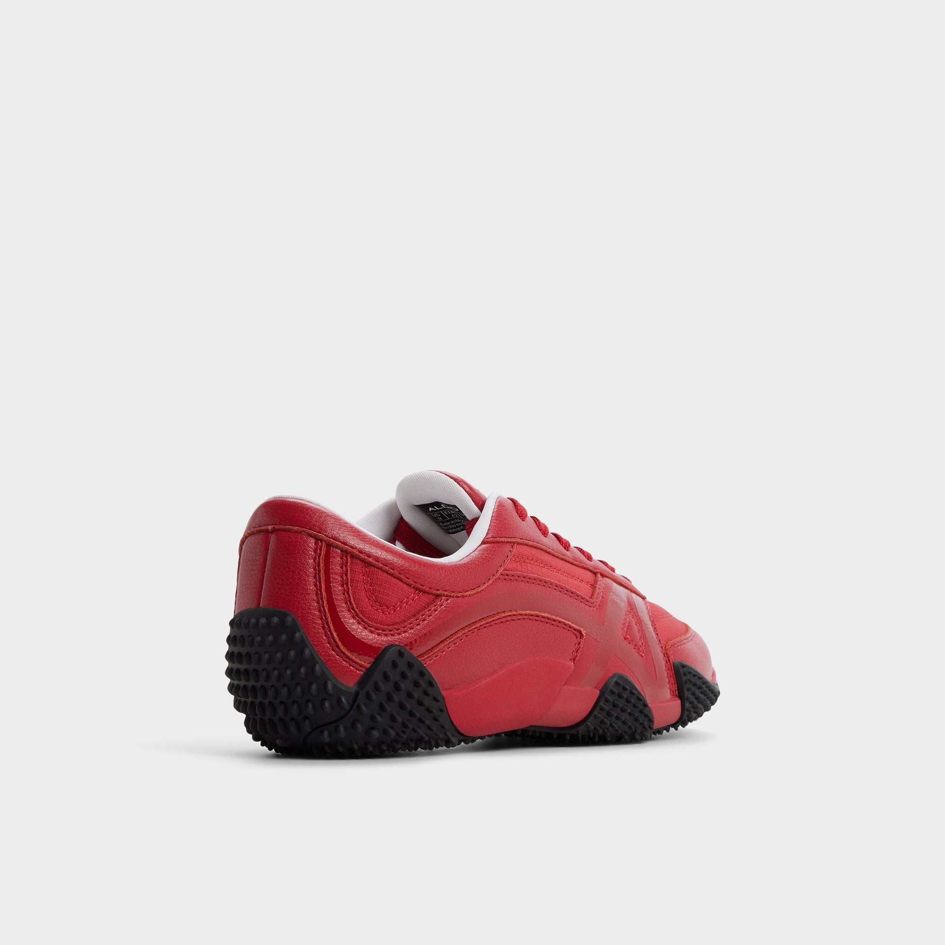 Drive in Red - Low top sneaker - Red
