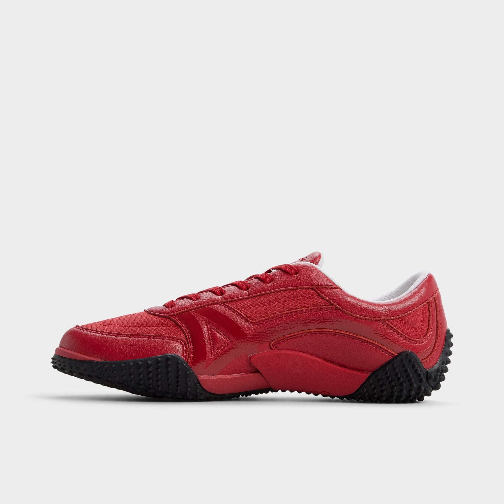 Drive in Red - Low top sneaker - Red