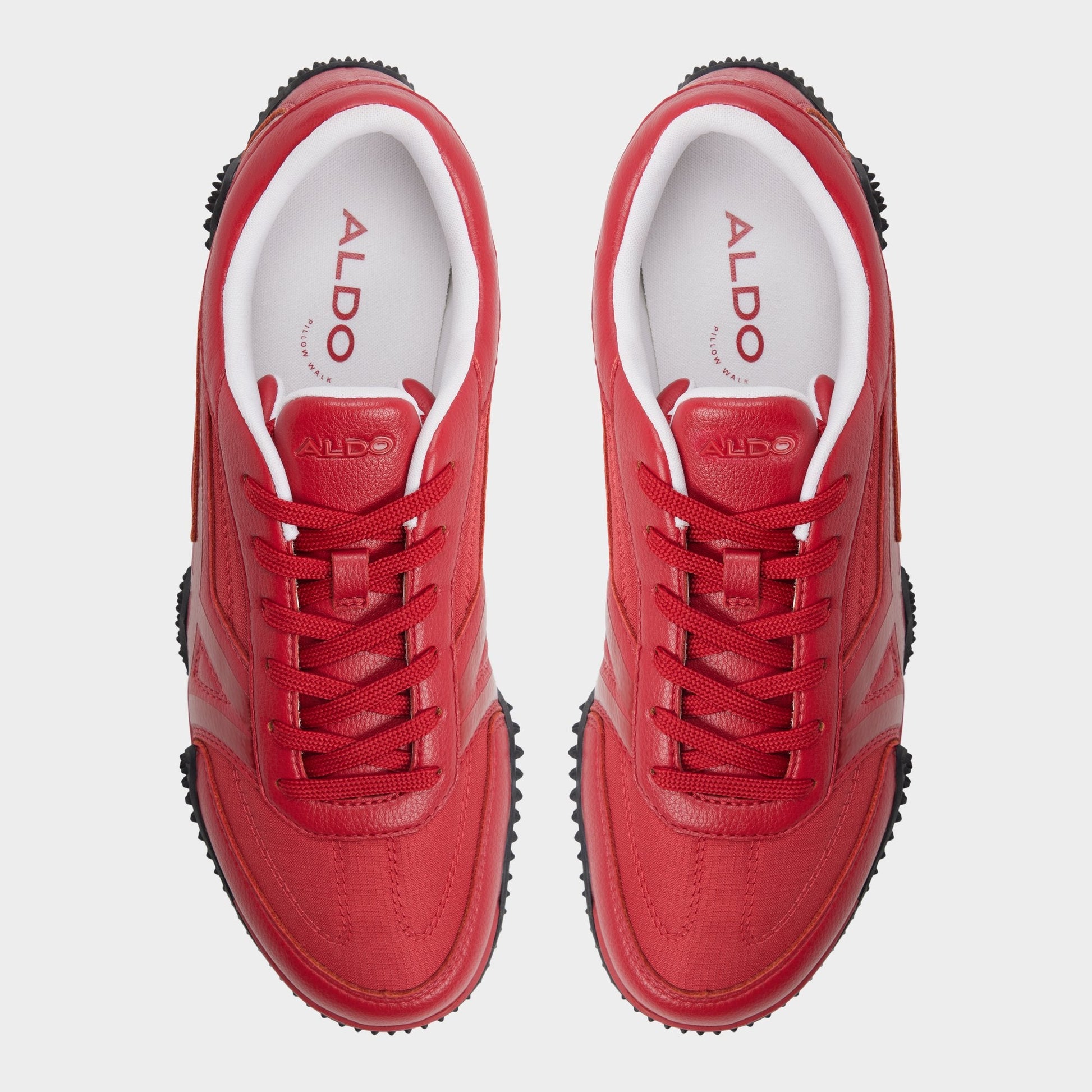 Drive in Red - Low top sneaker - Red