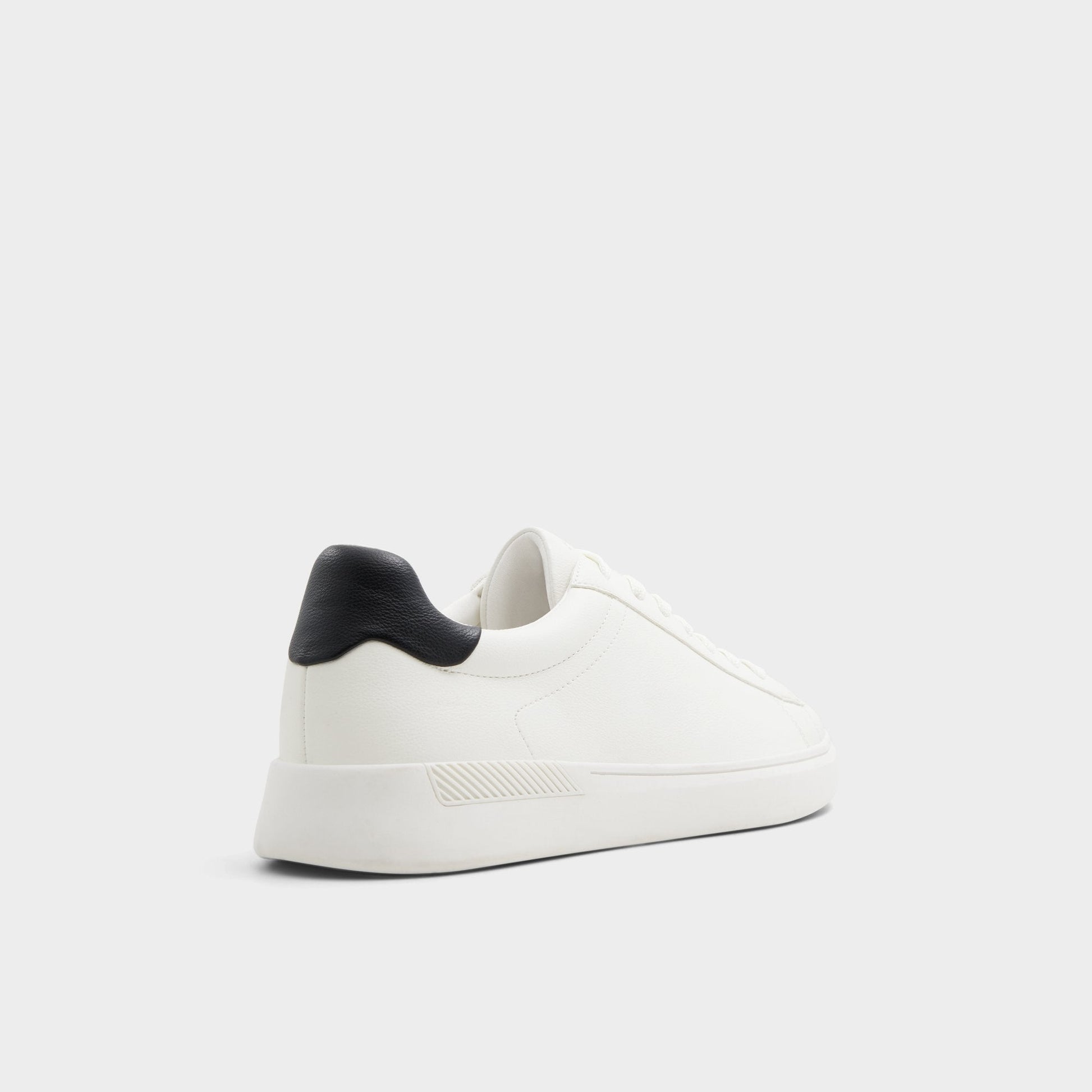 Coolspec in White 13814032 - Low top sneaker, Cup sole - White