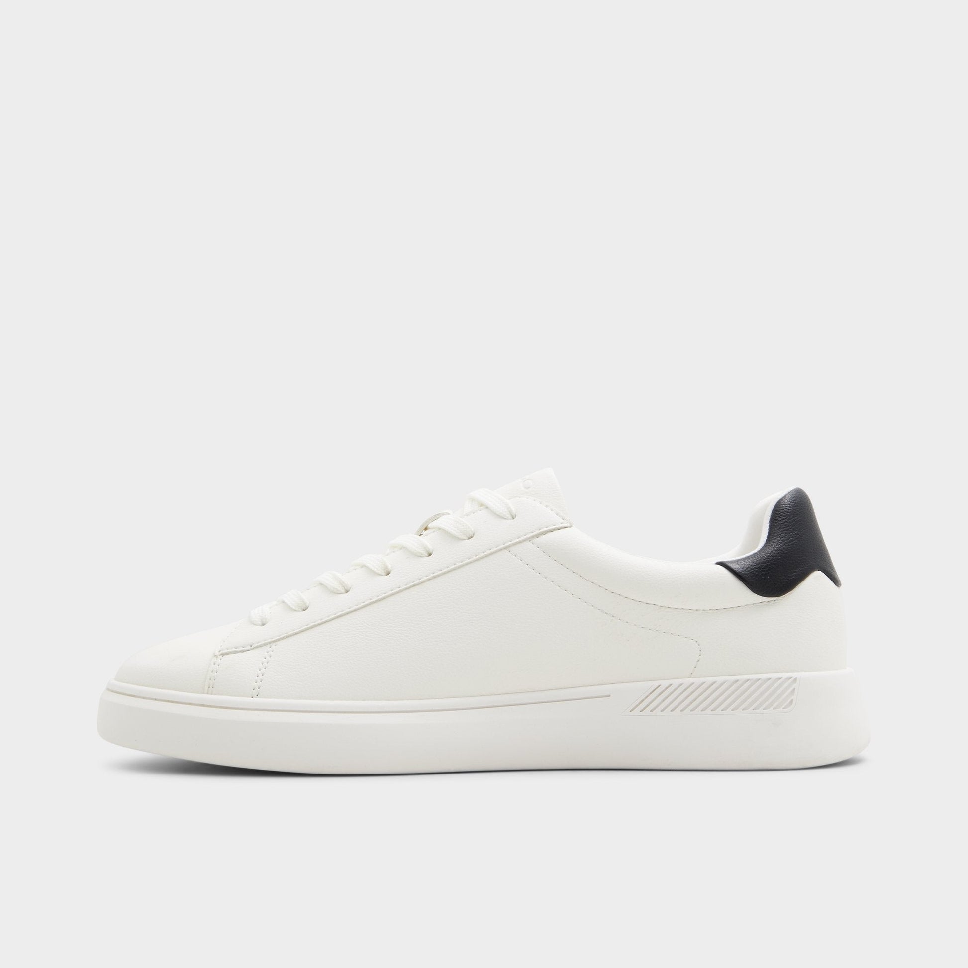 Coolspec in White 13814032 - Low top sneaker, Cup sole - White