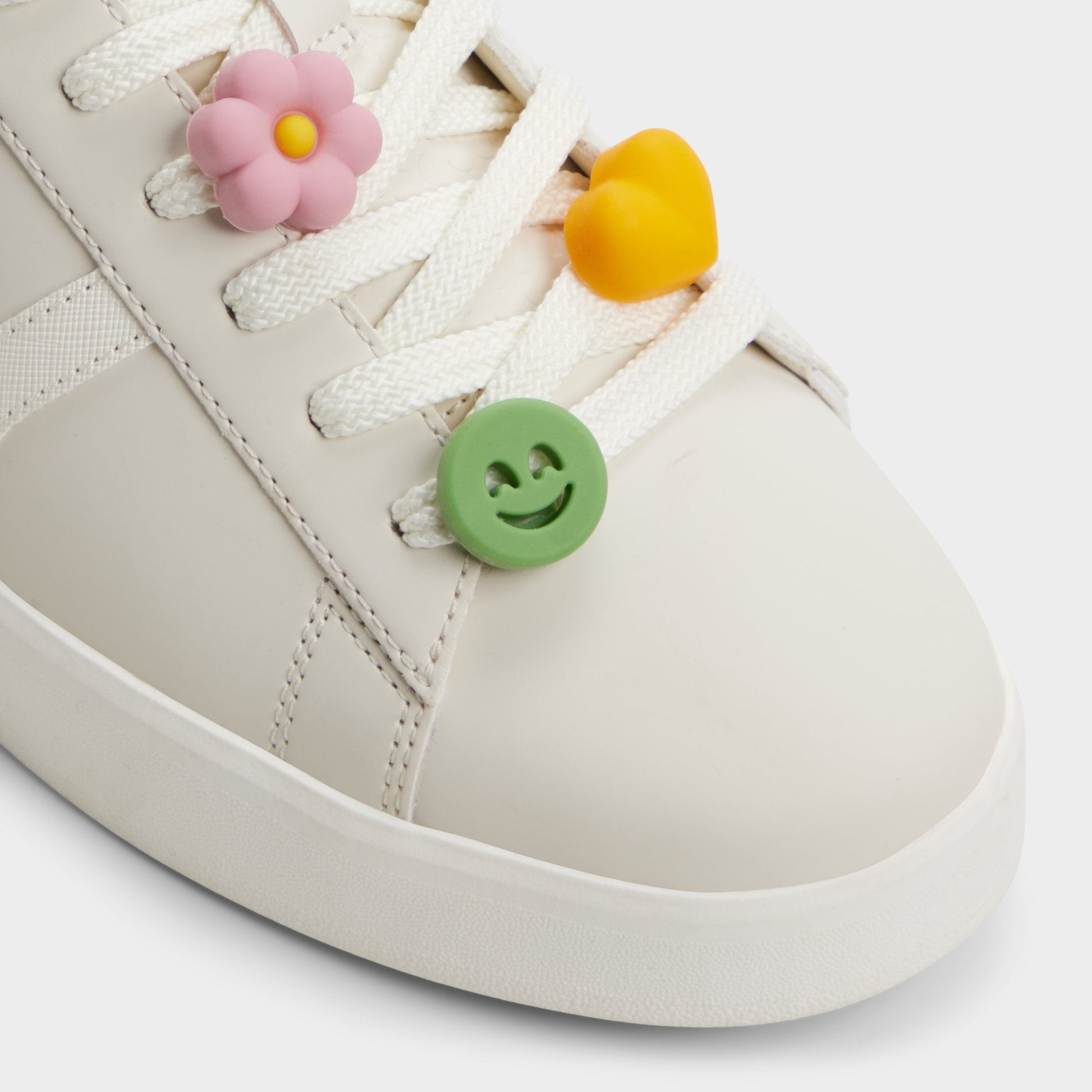 Hyperthalamuscorp in Other White - Men's low top sneaker - Other White
