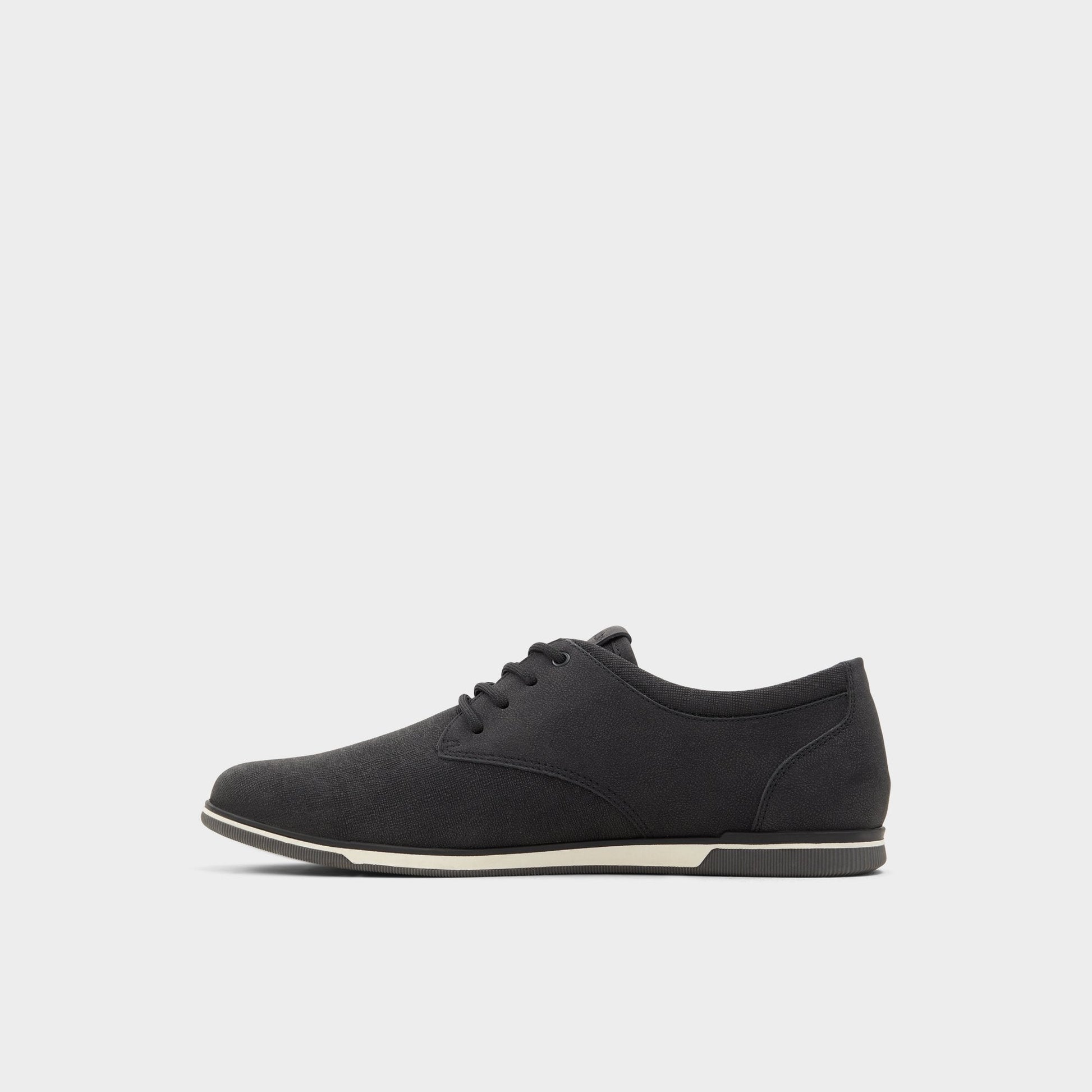 Heron in Black 13629655 - Low top sneaker, Cup sole - Black