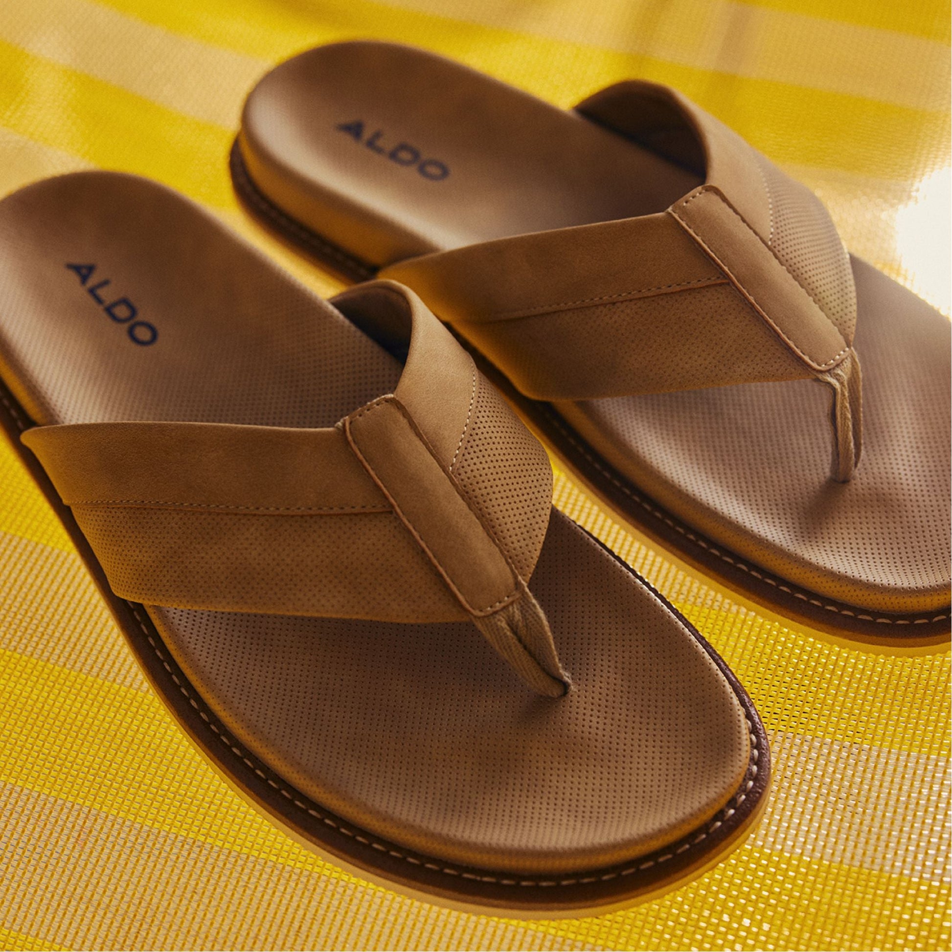 Beachbreeze Open Beige Men's Travel essentials - Slide sandal - Open Beige