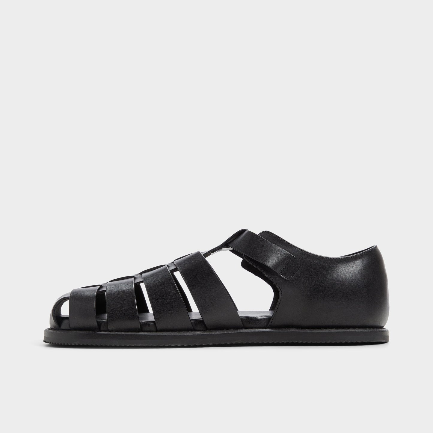Wildhaven Black Men's Sandals & Slides - Flat sandal - Black