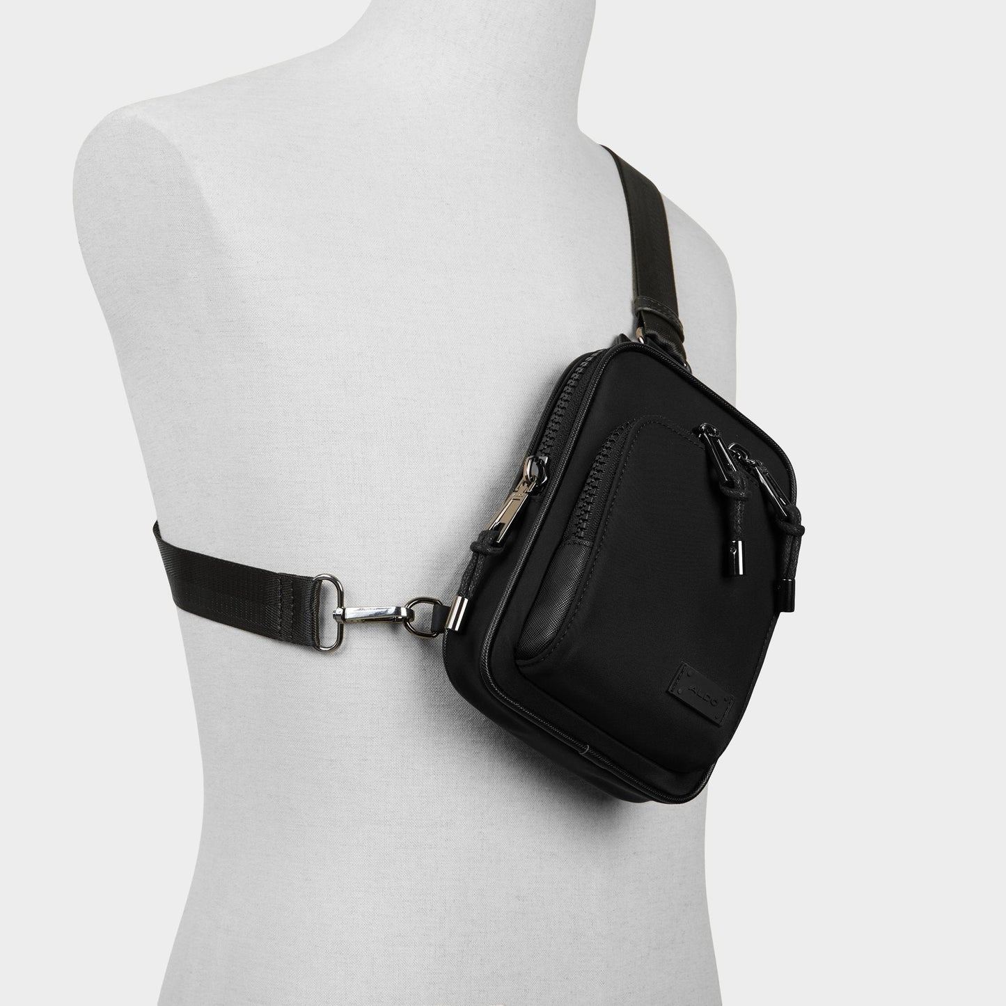 Koichh in Black Black - Crossbody bag - Black/black