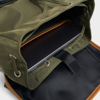 Edoedienn in Khaki - Backpack - Khaki