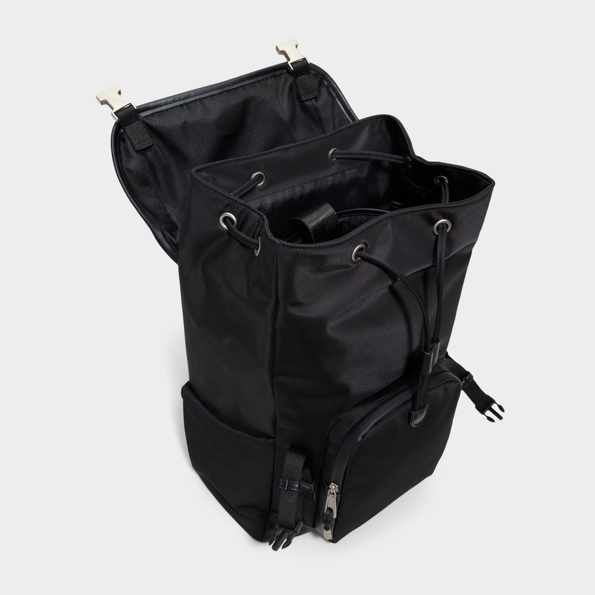 Edoedienn in Other Black - Backpack - Other Black