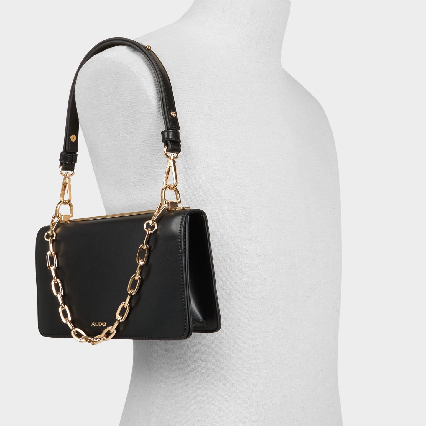 Daboucaa in Black - Crossbody bag - Black